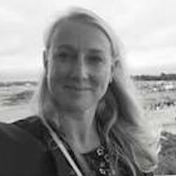 tamara-taylor-300x300